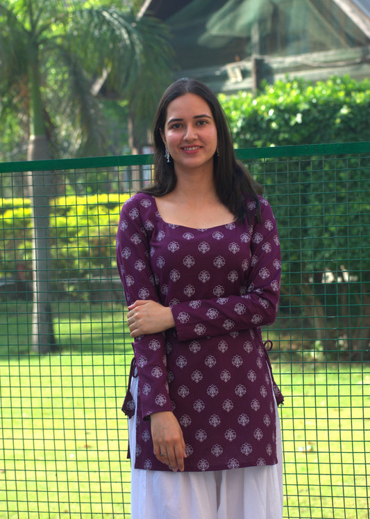 Jugni Kurti With Sleeves