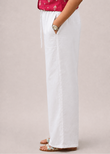 STRAIGHT WHITE PANTS