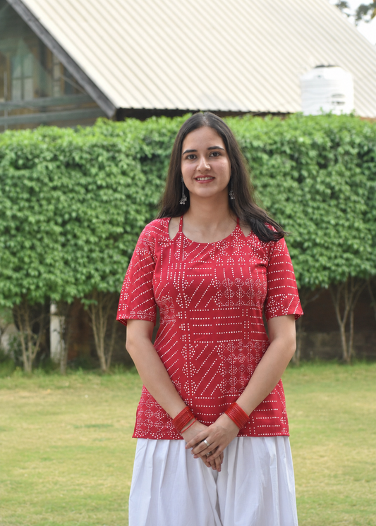 RED AAINA KURTI