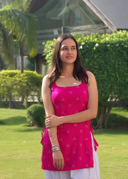 NAINA KURTI