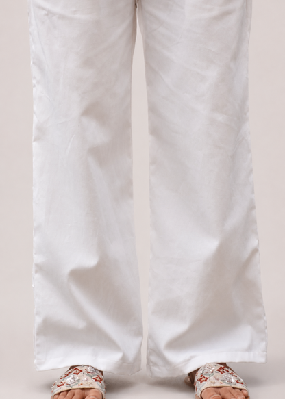 STRAIGHT WHITE PANTS