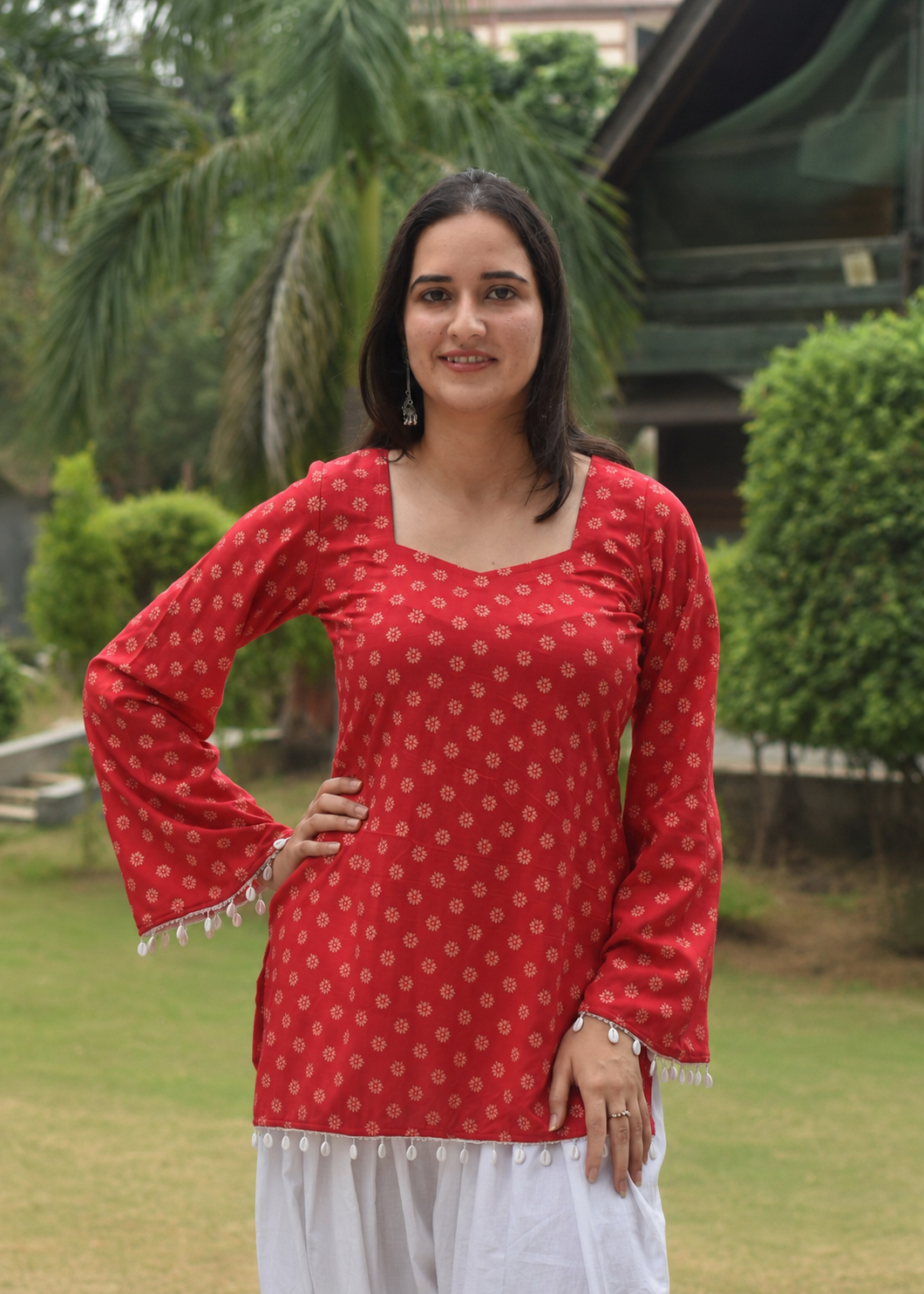 MEERA KURTI