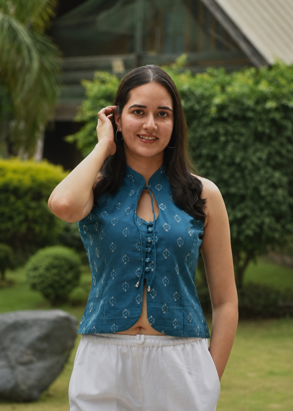 MAHI KEYHOLE TOP