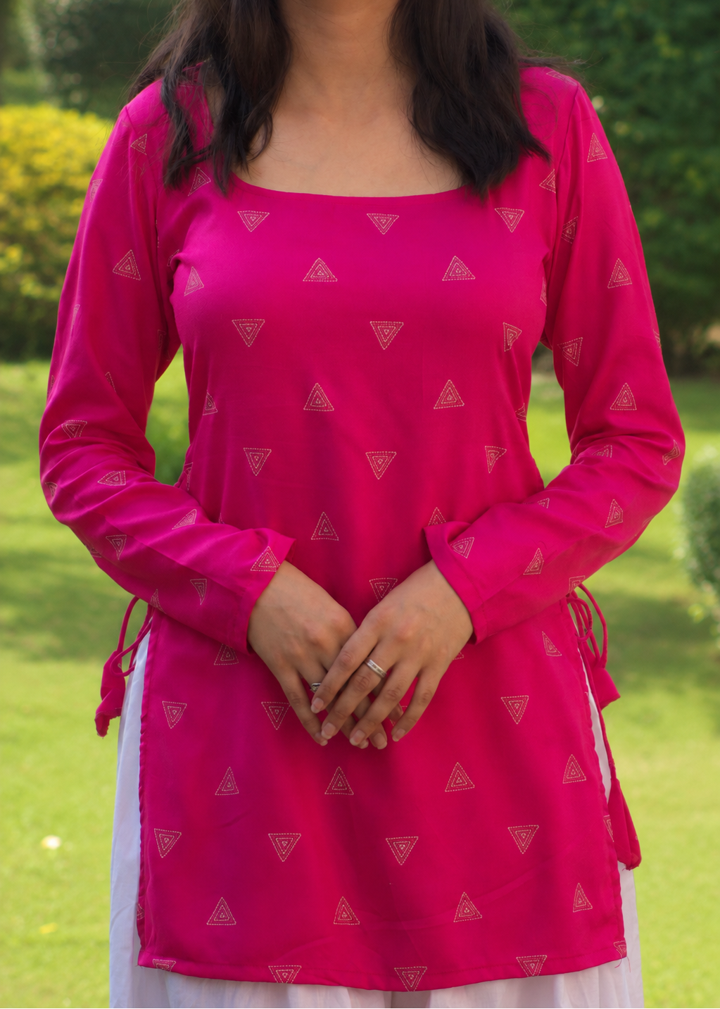 NAINA KURTI WITH SLEEVES