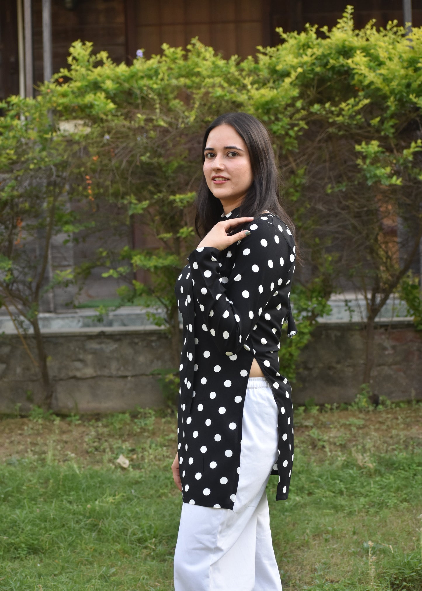 Saira Kurti With Scarf