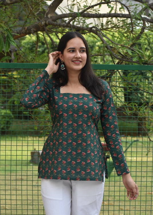 Raahi Kurti