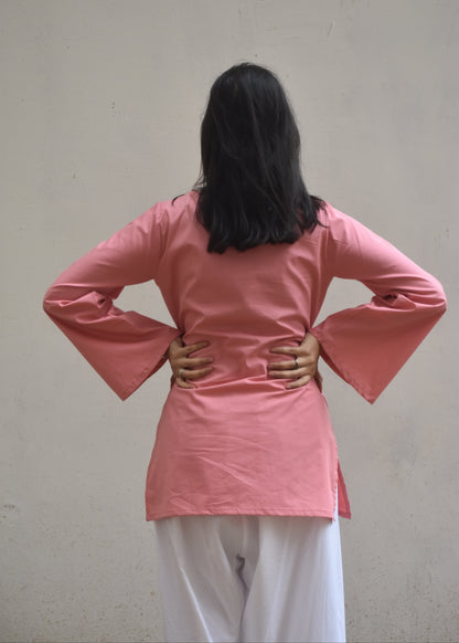pink plain short kurti with pakistani sleeves