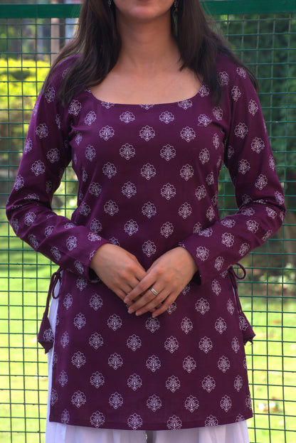 Jugni Kurti With Sleeves