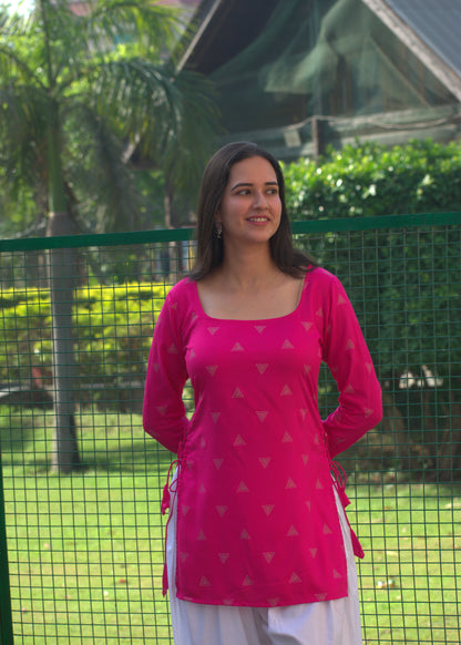 Naina Kurti With Sleeves