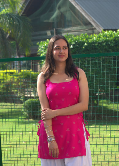 Naina Kurti