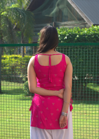 Naina Kurti