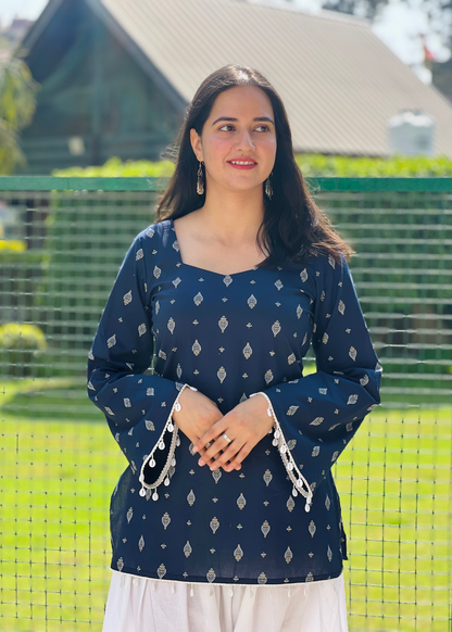 Neelam Kurti