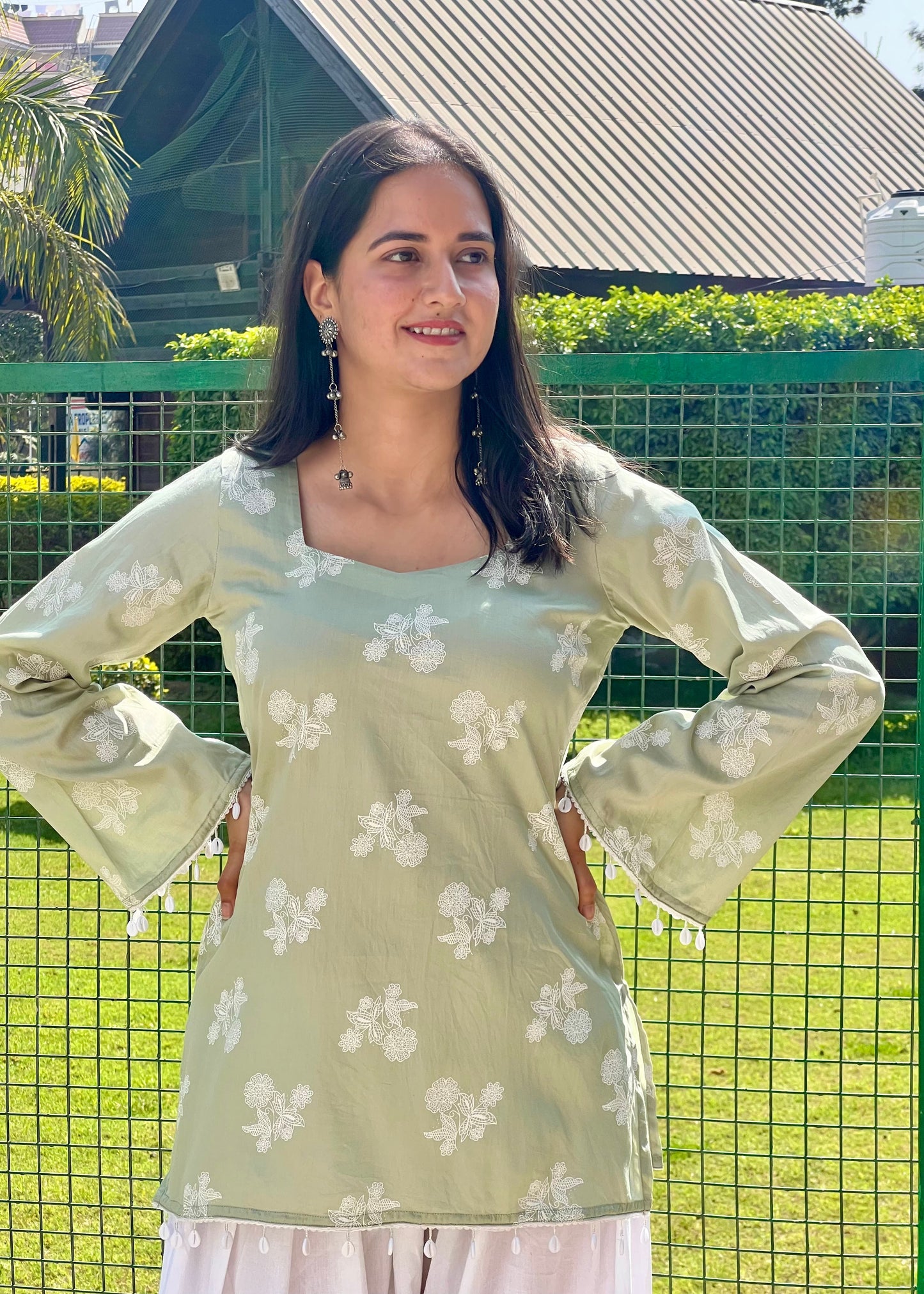Ruhani Kurti